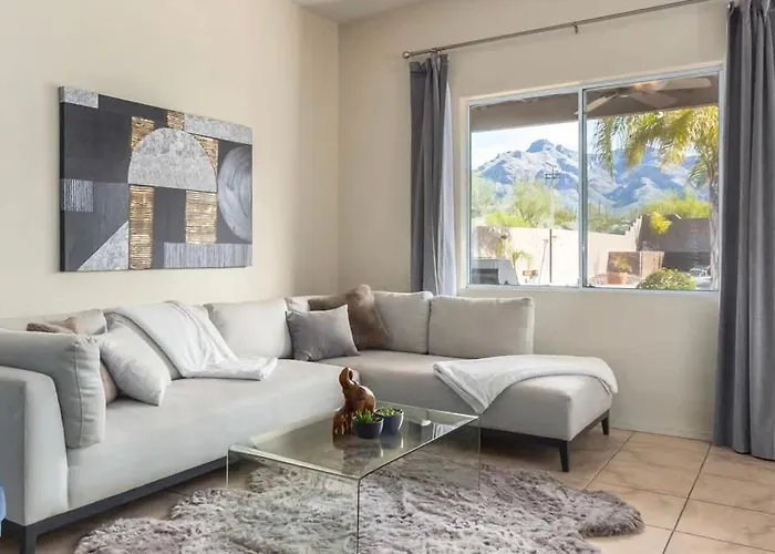 La Palmera- Foothills Mountian Views Pool Tucson
